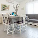 Apartments Fanito